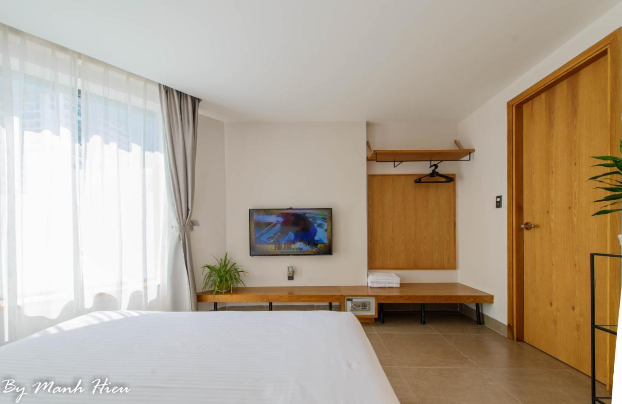 Mojzo Boutique Nha Trang
