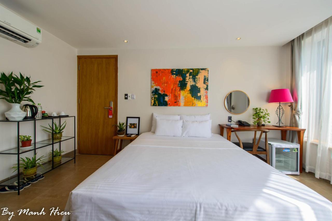 Mojzo Boutique Nha Trang