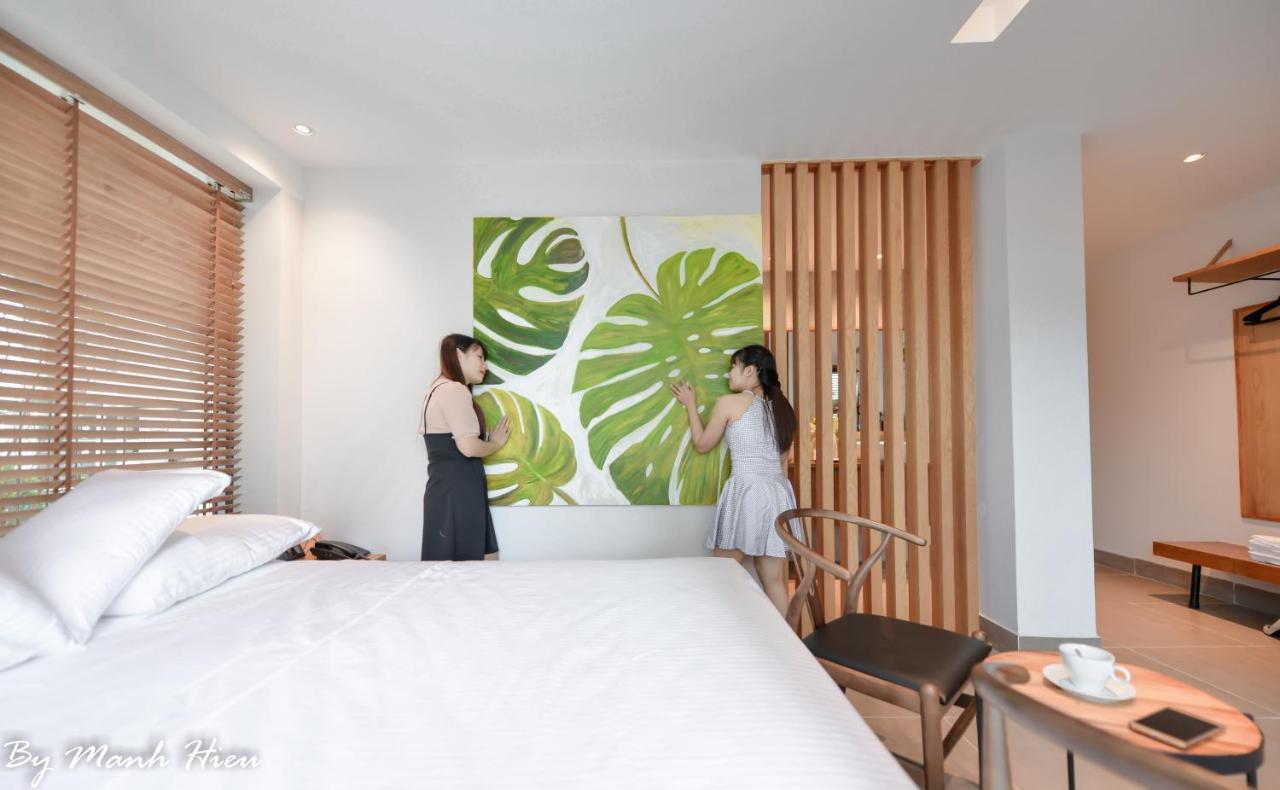 Mojzo Boutique Nha Trang