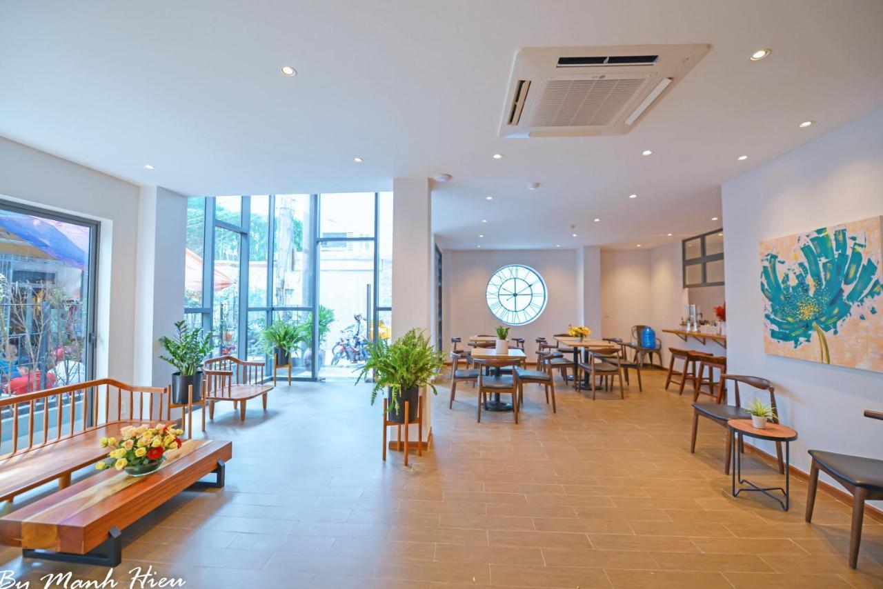 Mojzo Boutique Hostel